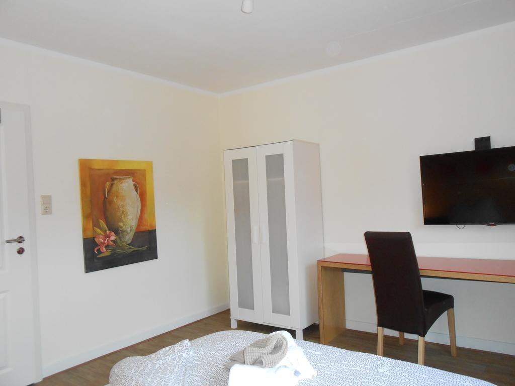 גלזנקירכן Ruhrzimmer חדר תמונה