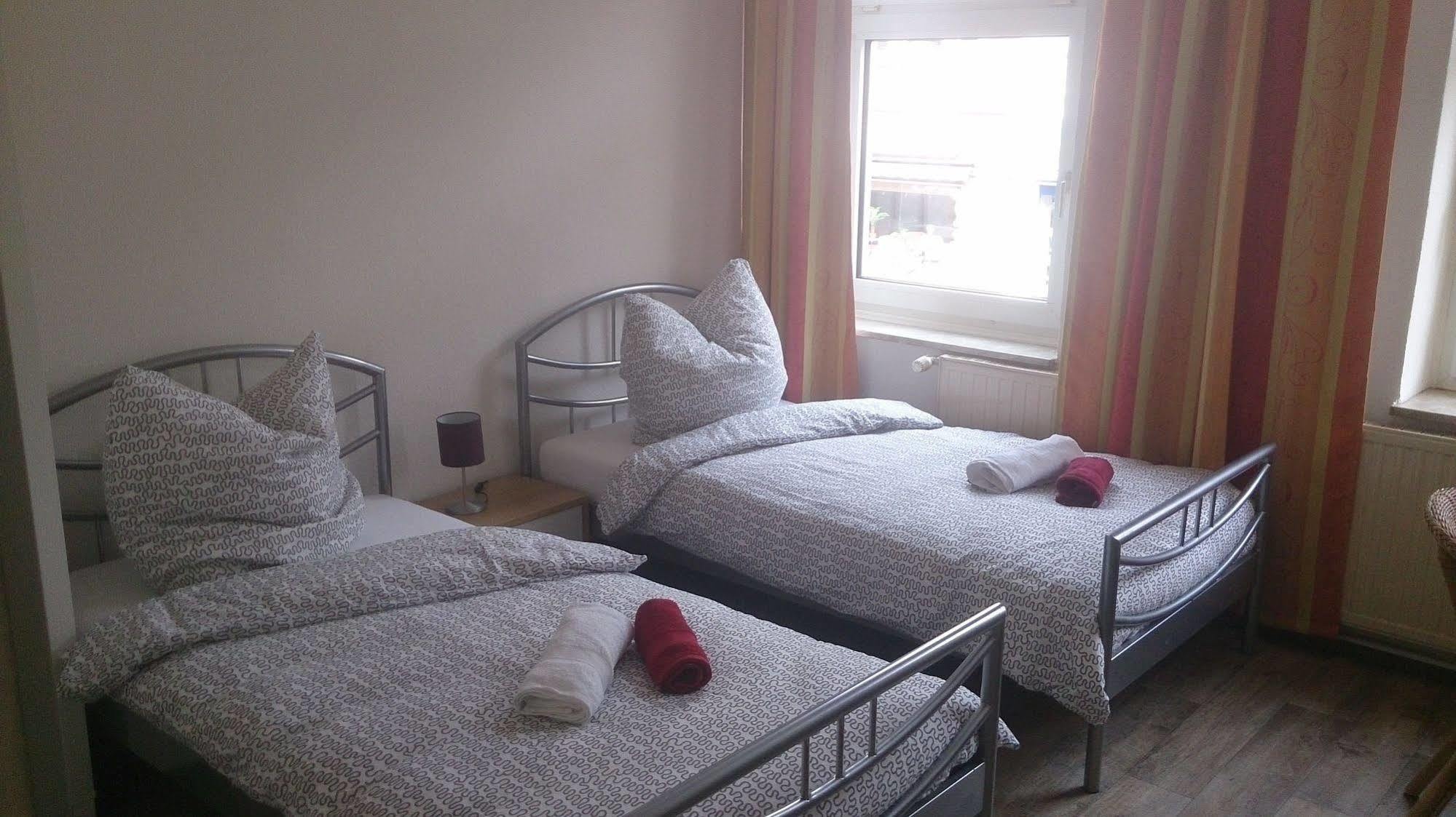 גלזנקירכן Ruhrzimmer מראה חיצוני תמונה